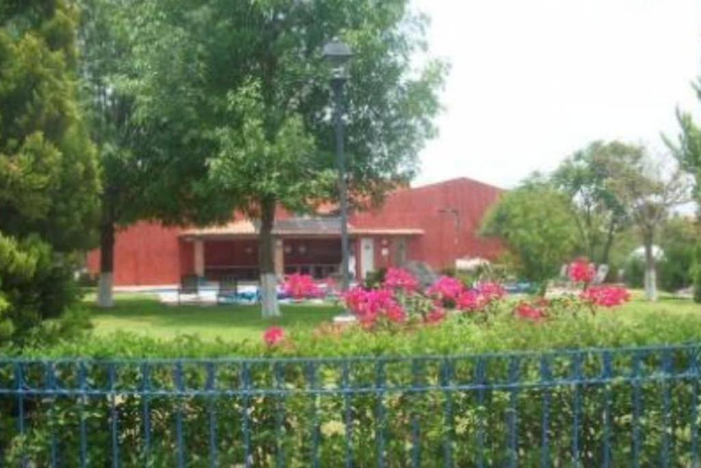 Amplia Suite Alberca Av Bernardo Quintana 12D Mendiola Exterior photo